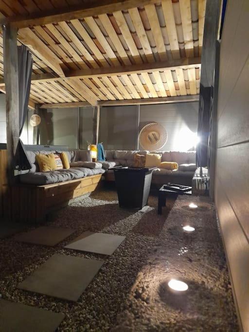 L'Antre Deux Pierres, Romantisme, Jacuzzi Exterieur, Plateau Dinatoire Bouyon エクステリア 写真
